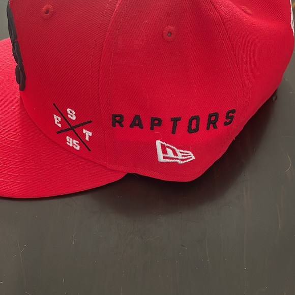 NWOT - New Era Toronto Raptors Fitted Hat - Picture 2 of 5